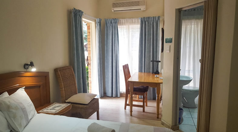 Zebra Room — photo 2